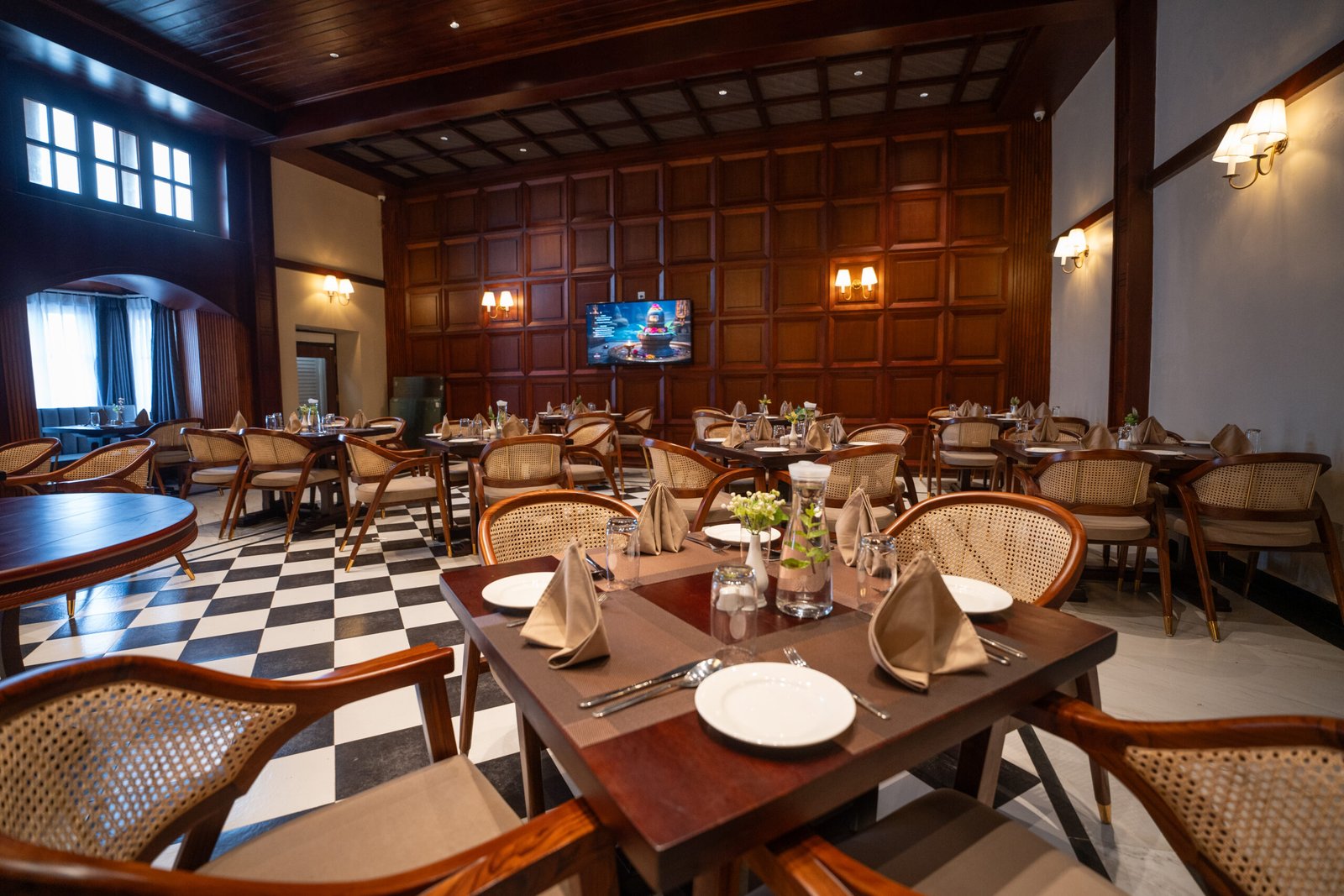 restaurant 5